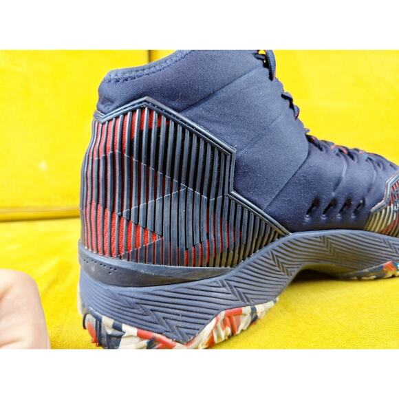Steph Curry Under Armour 2.5 Shoes USA Charged Basketball Men’s Sz 12 main image 8